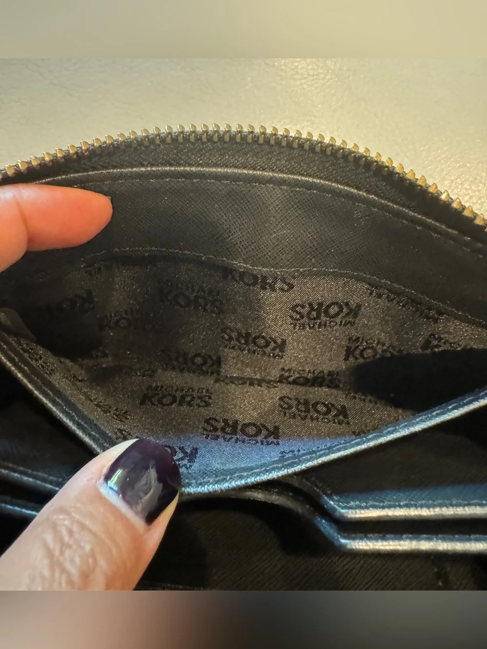 Michael Kors compact black